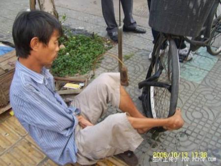 Handicapped punctured tire repair