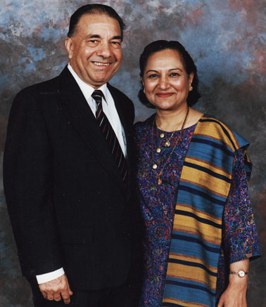 Dr. Kanak Raval with wife Bharatiben