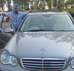 Simrandeep Singh with car