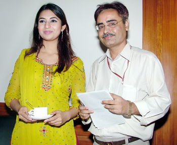 Jayant Pithadia with television actress Divyanka Tripathi