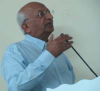 Dr Navin Vibhakar Dr Navin Vibhakar