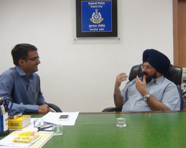 Devang Vibhakar in conversation with H. P. Singh